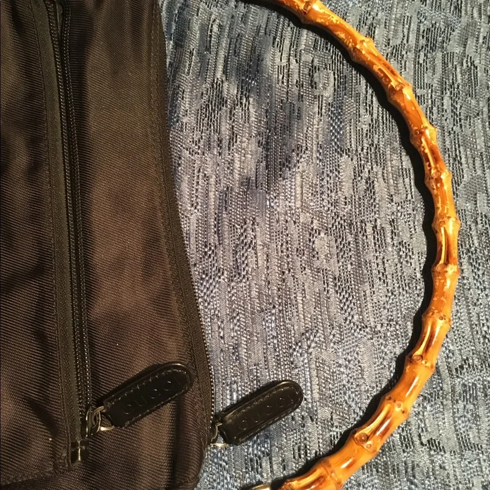 AWESOME AUTHENTIC GUCCI BAG IN GOOD PRE-LOVED CONDITION🔥🔥🤗 - Picture 4 of 9